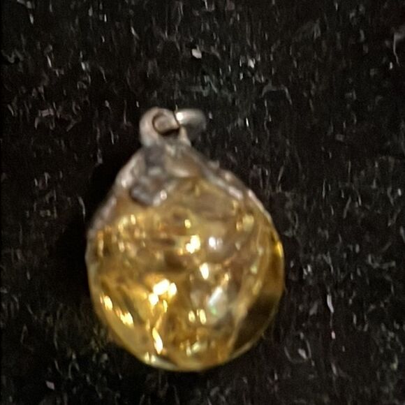0.5” silver tone faceted round citrine color Baltic Amber charm/pendant #1 - Picture 6 of 9